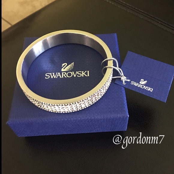 Swarovski Jewelry - NEW Authentic Swarovski Crystal New York Bangle